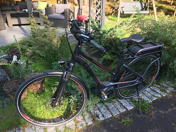 Cube naisten sähköpyörä 27.5" M musta
