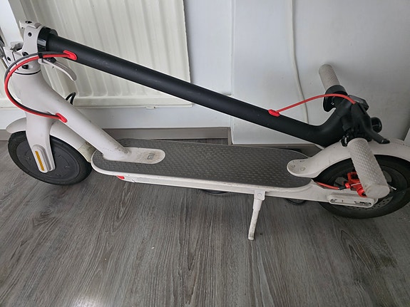 Xiaomi Mi Scooter 3 sähköpotkulauta