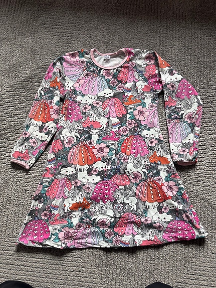 Mekko kokoa 122-128 Iloinen kettuliini