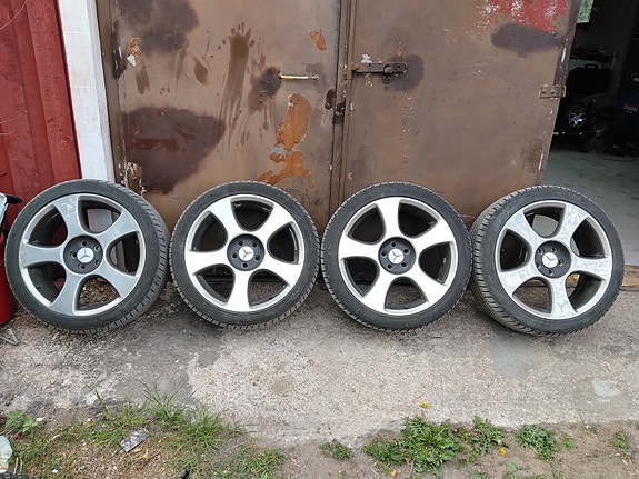 MB alumiinivanteet 245/40/20 kitkarenkaat