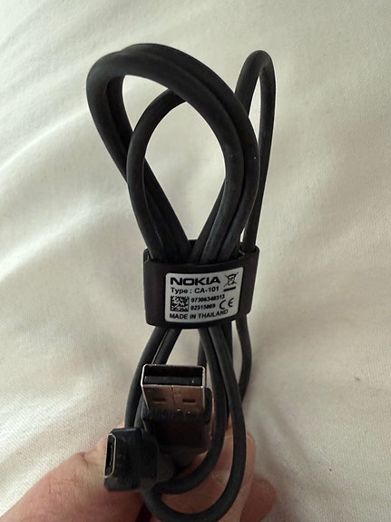Nokia USB-laturi / datakaapeli