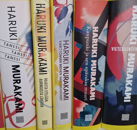 Ostan Murakamin kovakantisia kirjoja