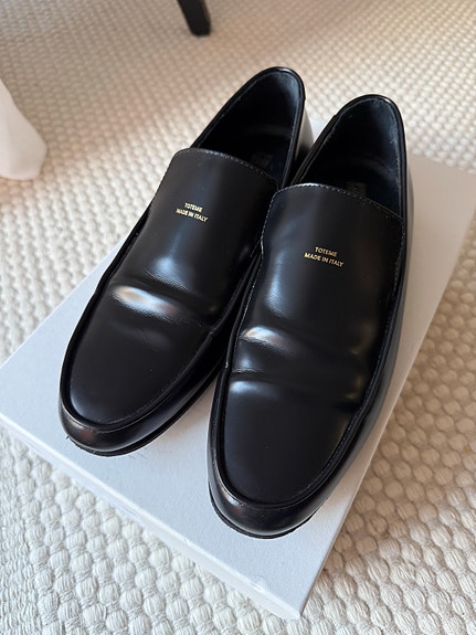Toteme Oval Leather Loafers