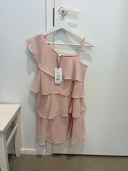 Uusi gina tricot juhlamekko 152 cm