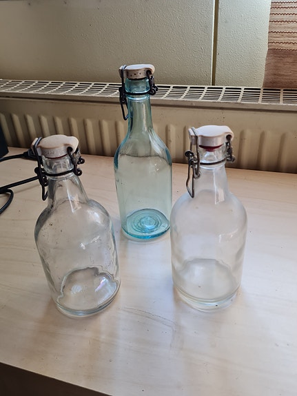 Vanhat patenttikorkkipullot 3 kpl (Karhulan Lasi & Riihimäen Lasi)