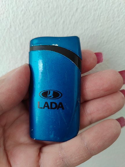 Lada-tupakansytytin / sytkäri