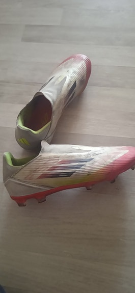 Adidas f50