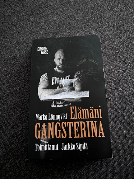 True crime kirjallisuutta