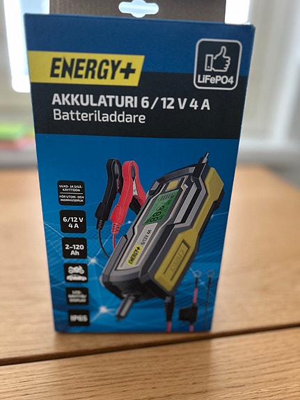 Energy+ akkulaturi 6/12 V 4 A