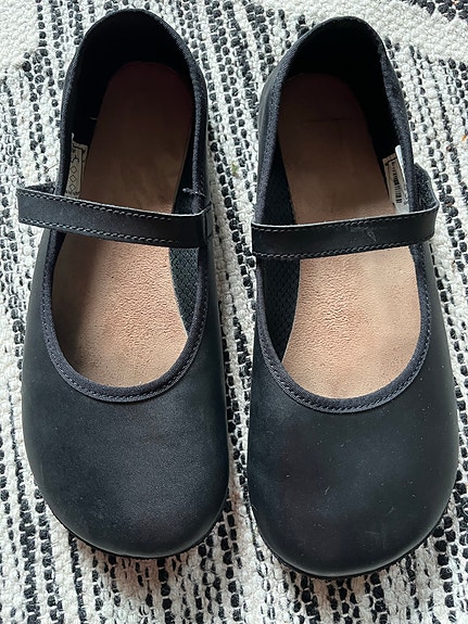 Ahinsa ballerinat 42