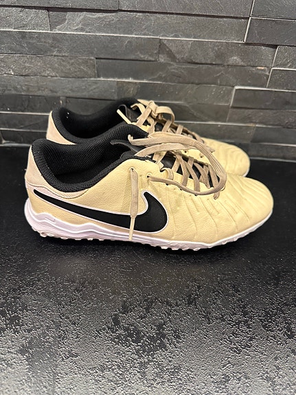 Nike Turf nappikset koko 38, erinomainen kunto
