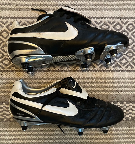 Nike Zoom Tiempo nappikset koko 40,5 (US7,5 UK6,5)
