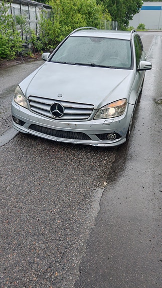 Osina MERCEDES-BENZ C 220 CDI