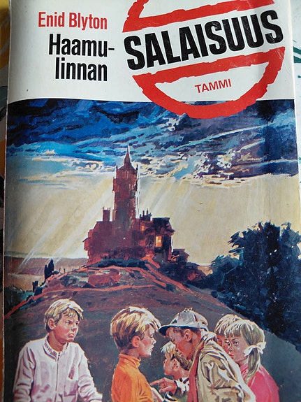 Enid Blyton Haamulinnan salaisuus kirja