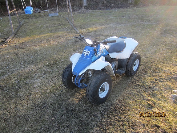 Suzuki LT80, lasten mönkijä sinivalkoinen