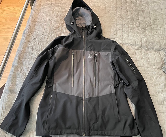 Revolution Race Whisper-kuoritakki. Koko M/38