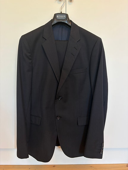 Tiger of Sweden slim fit puku
