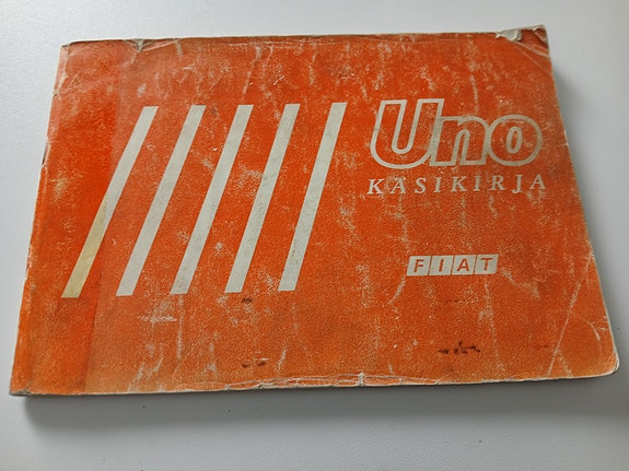 Fiat Uno käyttöohjekirja