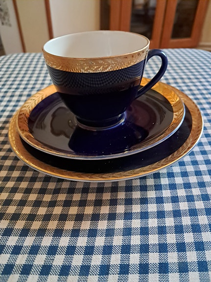 Kahvikupit ja asetit
