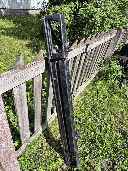 Subaru Leone törmäyspalkki