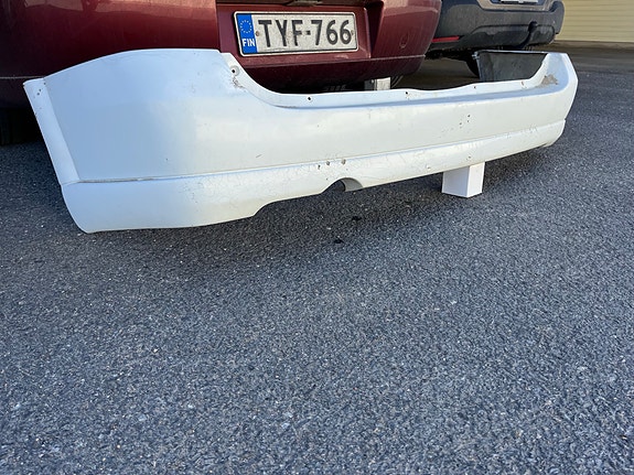 Lasikuitu takapuskuri Opel Astra G farmari