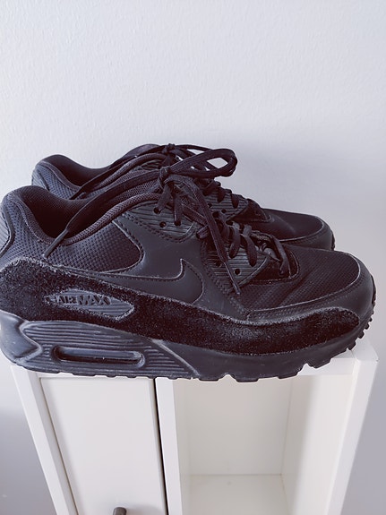 Nike Air Max tennarit koko 39 musta