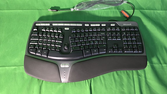 Microsoft Natural Ergonomic Keyboard 4000 USB-näppäimistö