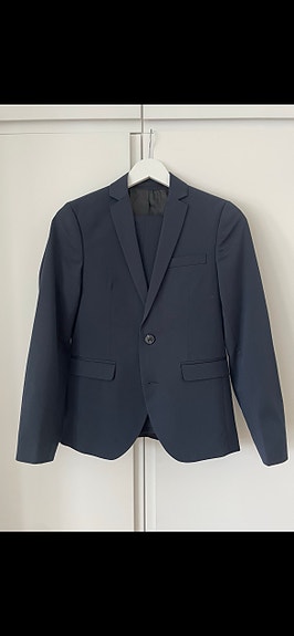 Poikien puku Jack & Jones 152 tummansininen