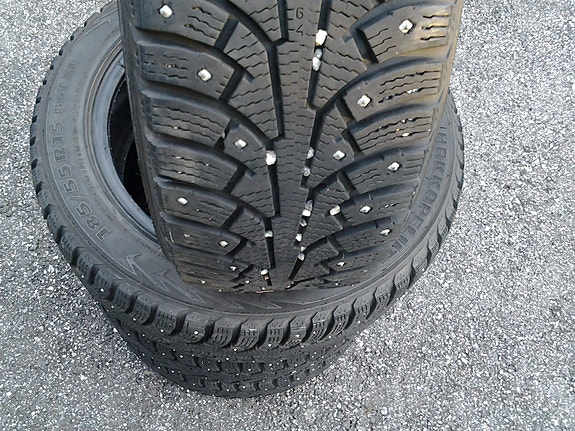 Nastarenkaat Nokian 185/55 15"