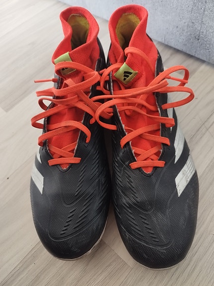 Adidas predator