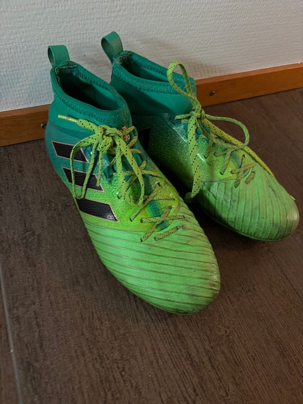 Adidas nappikset koko 39