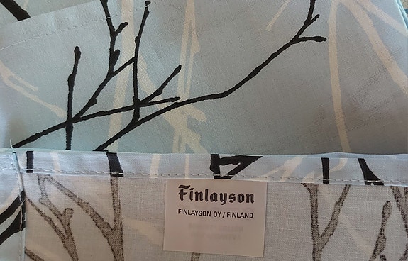 kaksi Finlayson Silmu pöytäliinaa uusia