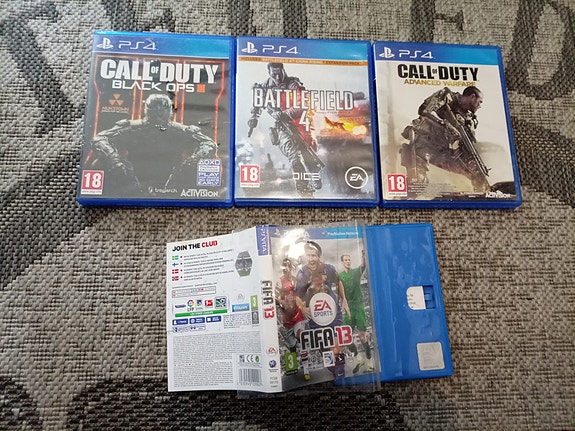 Ps4 pelejä