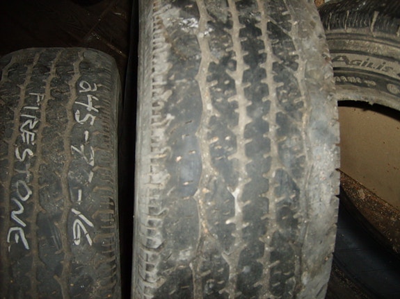Firestone 245/75-16 kesärenkaat