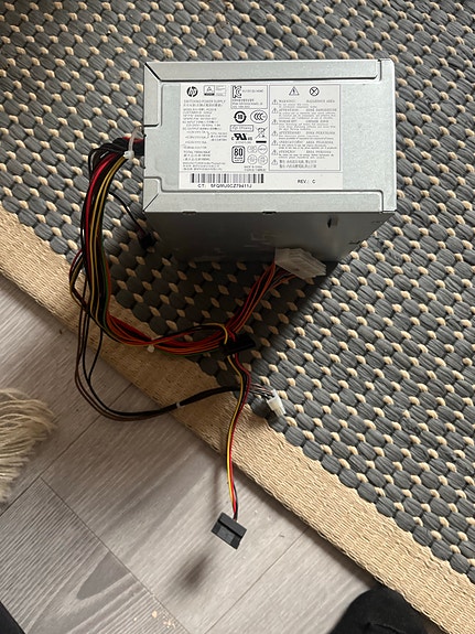 HP 180W ATX virtalähde tietokoneeseen