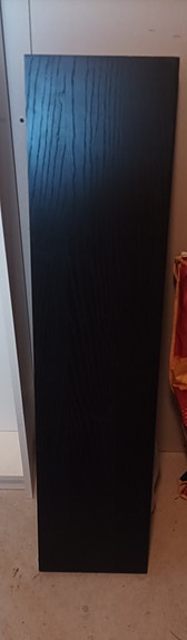 Lack-seinähylly