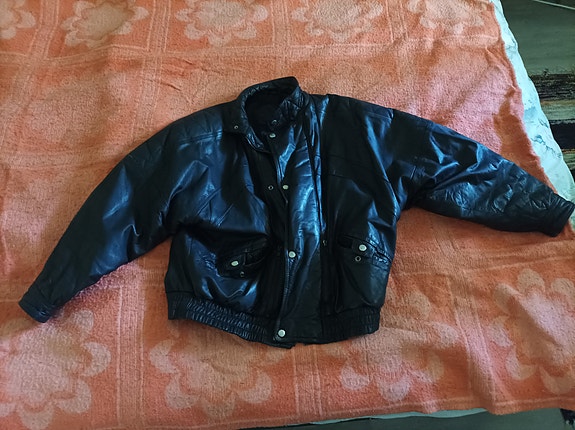 Genuine leather Seppälä. Vuorellinen nahkatakki