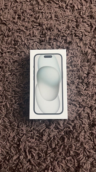 Apple iPhone 15 128 GB Uusi avaamaton
