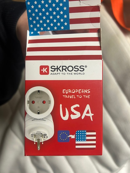 Usa pistoke adapteri