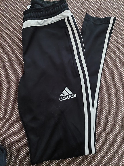 Adidas verkkarit xs