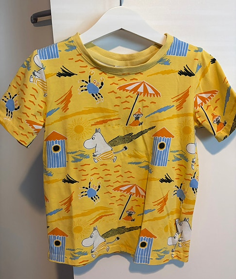 Muumi Rapu keltainen T-paita (110)