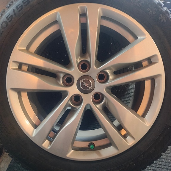 Opel vanteet talvareilla