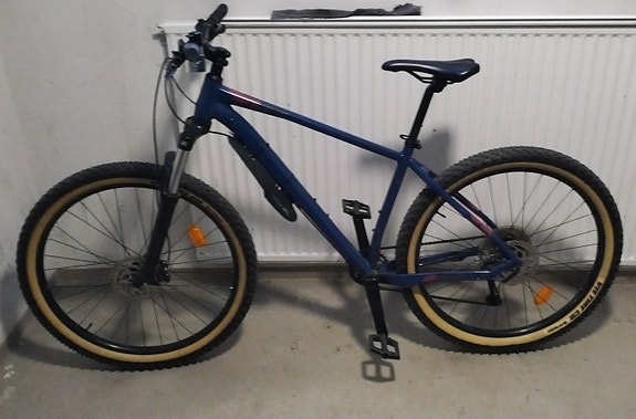 Helkama maastopyörä 27.5" runko M unisex