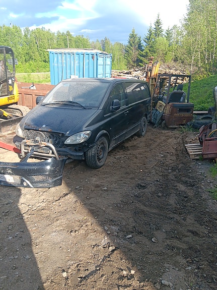Mercedes-Benz varaosat / purkuauto