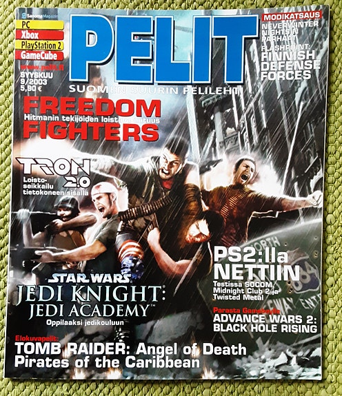 Pelit -lehtiä