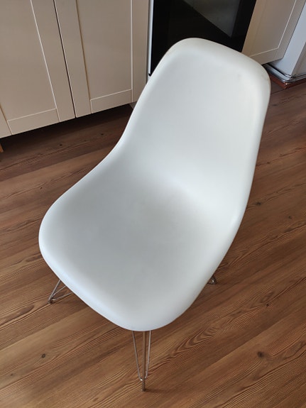 1kpl Vitra Eames DSR tuolia (dupe)