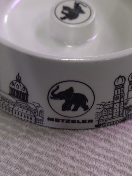 Metzeler tuhkakuppi