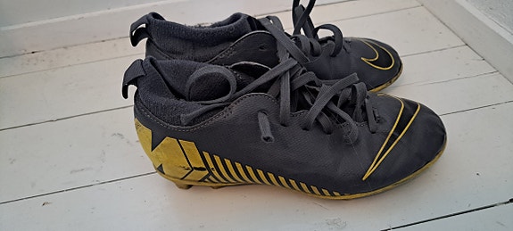 Nike Mercurial jalkapallokengät