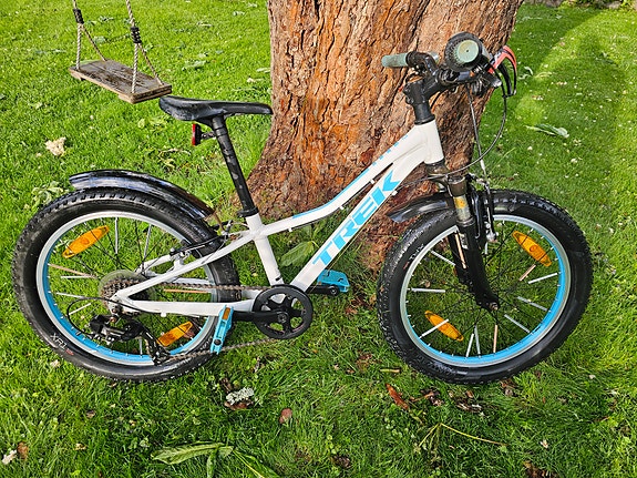 Trek Precaliber lasten maastopyörä 20", valkoinen