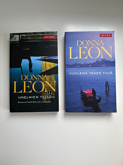 Lomalukemista Donna Leon dekkarit